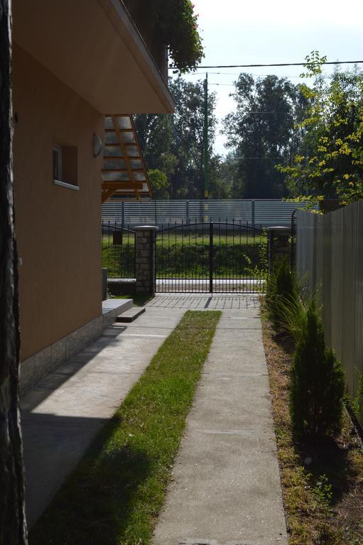 Gratisz Apartman Siofok Exterior photo